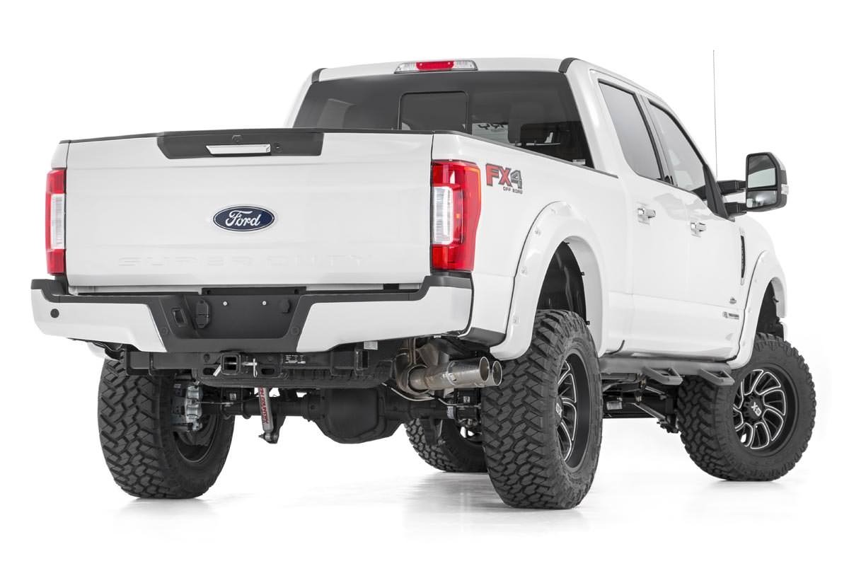 Rough Country 4.5 inch Lift Kit - V2 Shocks - Ford Super Duty 4WD (2017-2022) 50670