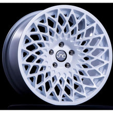 JNC043 | Full White | 18x9.5 | 5x114.3 | +35mm | CB: 73.1