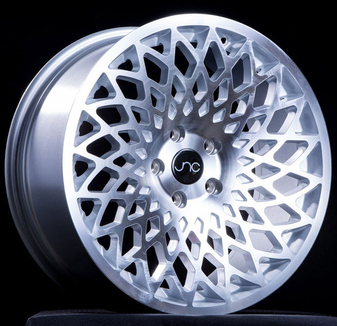 JNC043 | Silver Machine Face | 18x8.5 | 5x114.3 | +35mm | CB: 73.1