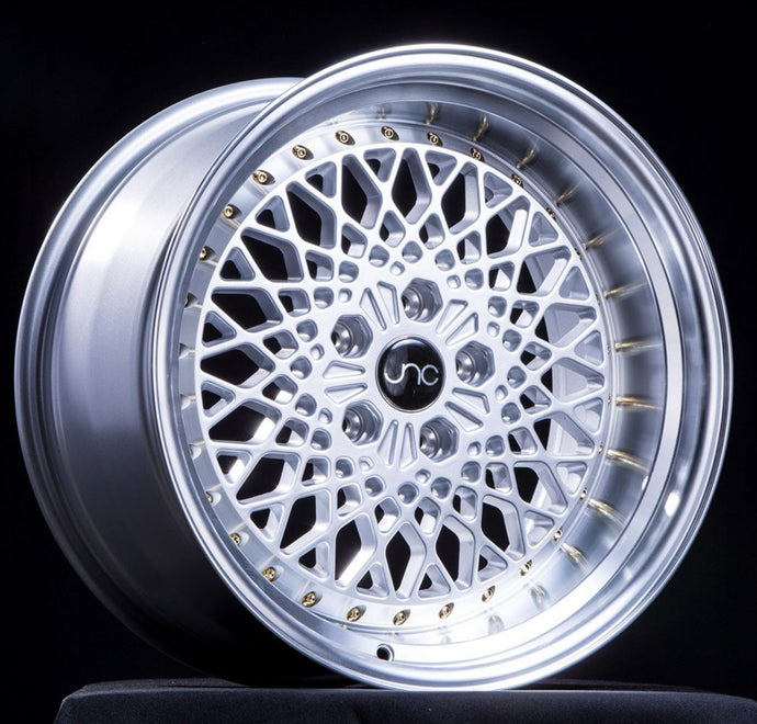 JNC045 | Silver Machined Lip w/ Gold Rivets | 18x9.75 | 5x114.3 | +20mm | CB: 73.1