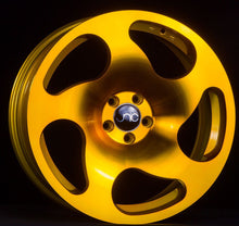 JNC036 | Transparent Gold | 18x9.5 | 5x114.3 | +35mm | CB: 73.1