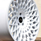 JNC043 | Full White | 18x9.5 | 5x114.3 | +35mm | CB: 73.1