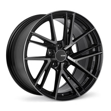TD5 | Pearl Black | 17x8 | 5x114.3 | +35mm | CB: 72.6