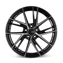 TD5 | Pearl Black | 17x8 | 5x114.3 | +35mm | CB: 72.6
