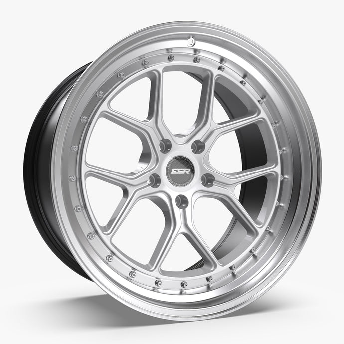 CS2 | Hyper Silver | 19x9.5 | 5x110 | +35mm