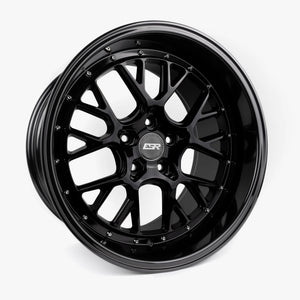 CS11 | Gloss Black | 19x9.5 | 5x108 | +15mm