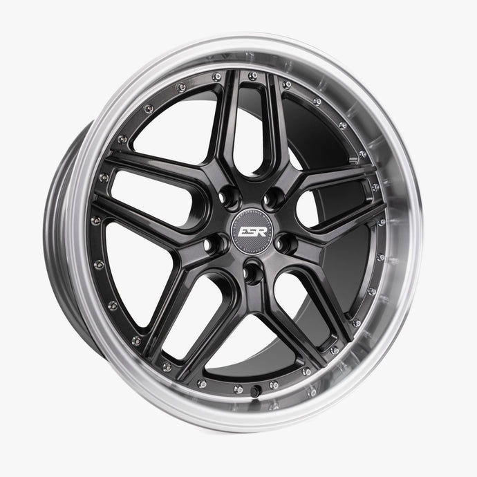 CS15 | Gloss Graphite | 19x9.5 | 5x108 | +35mm